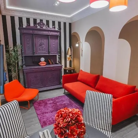 Apartamento Hidden Garden - Private Entry - Old Town *